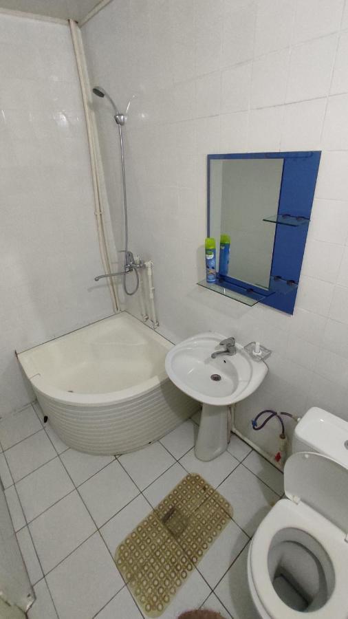 Bed and Breakfast Avesto Ургенч Екстер'єр фото